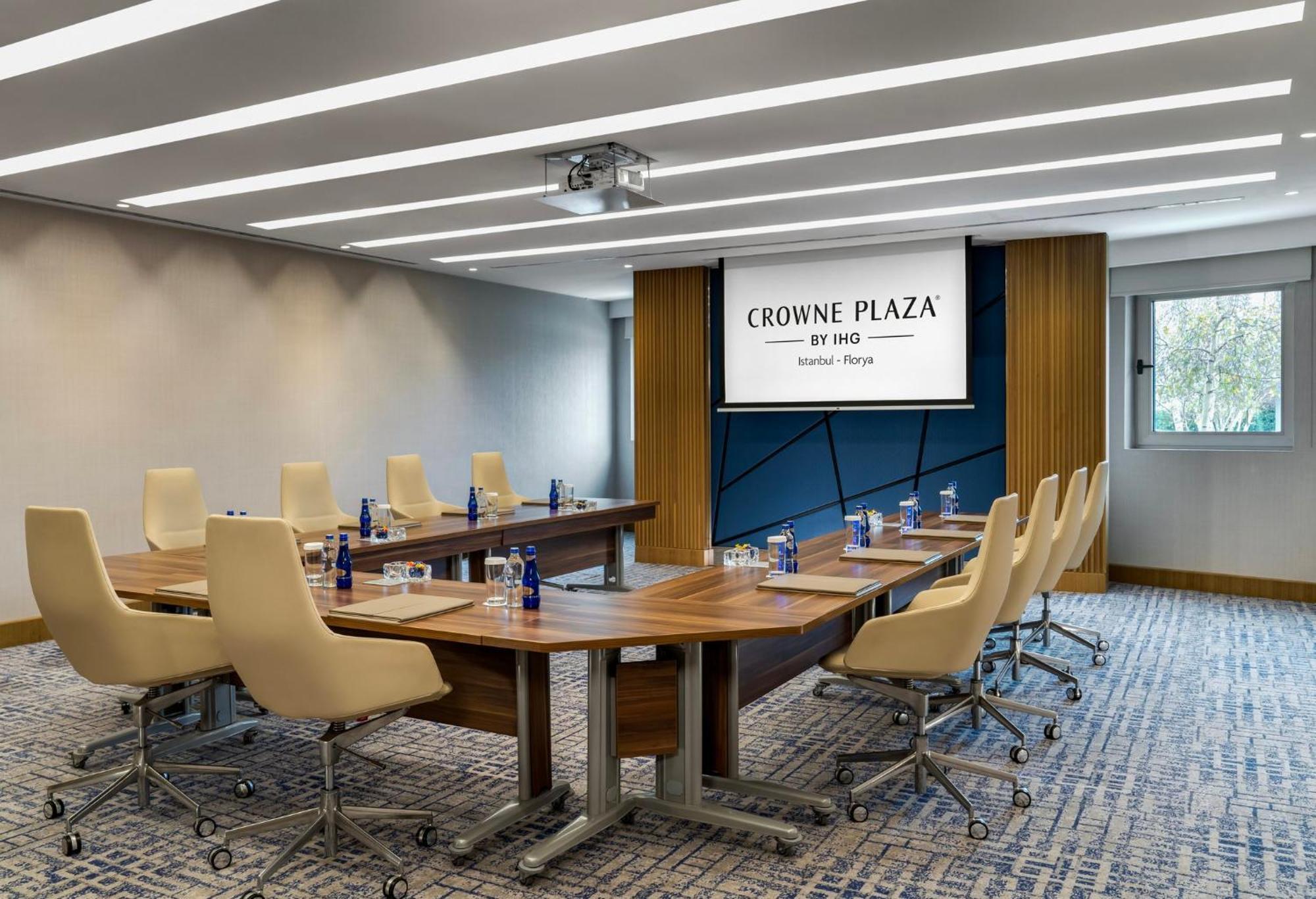 Hotel Crowne Plaza Florya By Ihg 5*