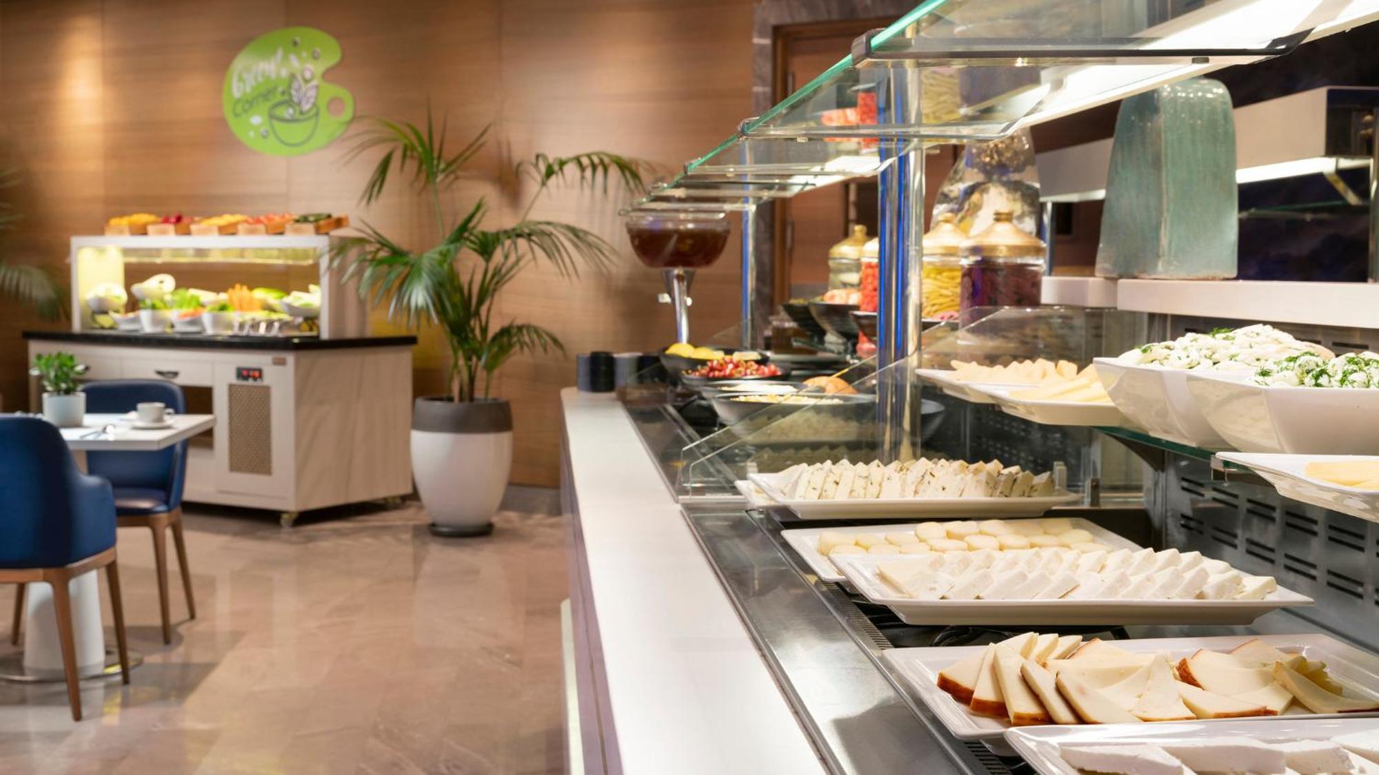 Crowne Plaza Florya By Ihg Istanboel